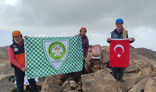 Manisa BBSK'lı dağcılardan önemli tırmanış