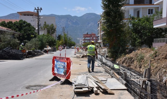 MESKİ, Bozyazı'da yağmur suyu hattı çalışmalarına başladı