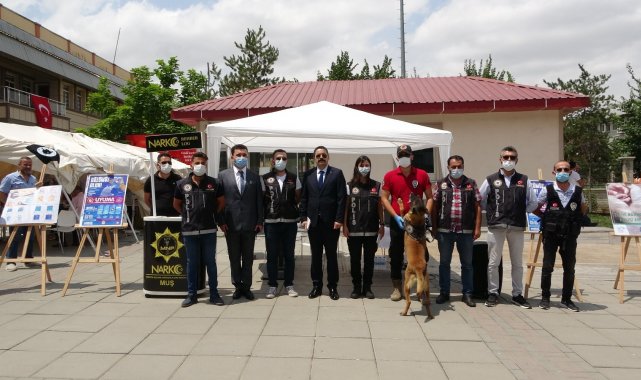 Polisten uyuşturucu ve organize suçlara karşı mücadele çalışması