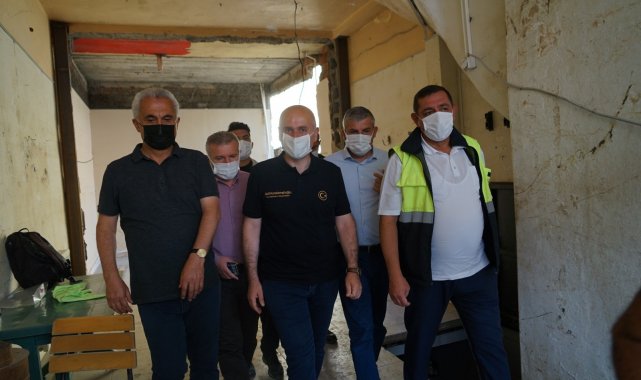 Bakan Karaismailoğlu: "2 ay içerisinde kalıcı köprülerimizi tamamlamak istiyoruz"