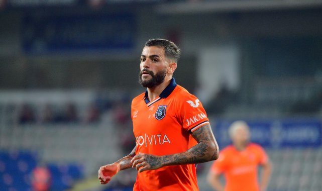 Başakşehir'de Caiçara kadro dışı bırakıldı!