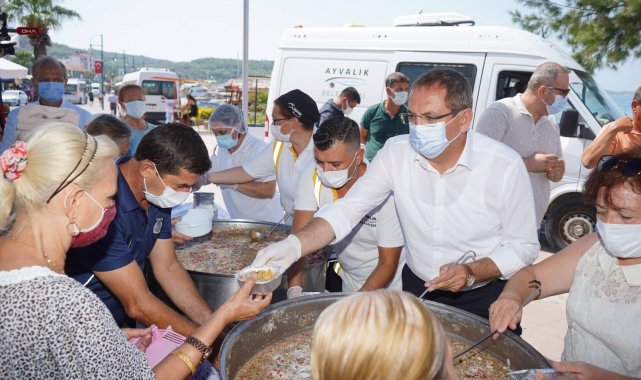 Başkan Ergin'den aşure ikramı