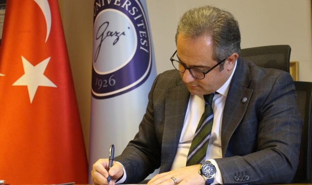 Bilim Kurulu Üyesi İlhan: "İnşallah güz döneminde biz de öğrencilerimize kavuşacağız ve kampüslerimiz yine öğrencilerimizin sesleri ile şenlenecek"