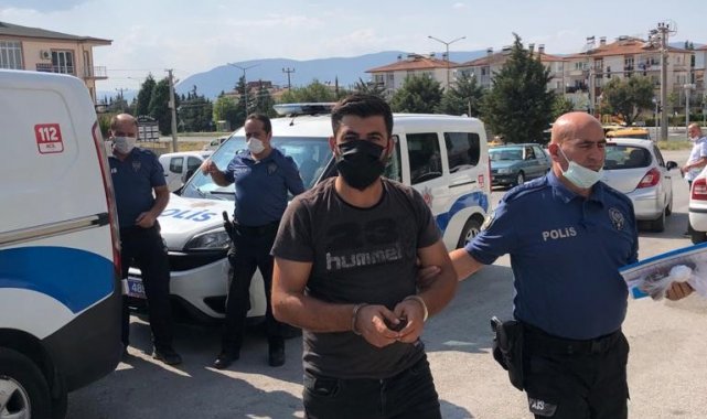 Burdur'da sağlık çalışanlarını darp eden şüpheli: "Niye çekiyorsunuz, çok mu merak ediyorsunuz"