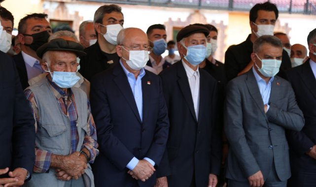 CHP Genel Başkanı Kılıçdaroğlu, teyzesinin cenaze törenine katılmak üzere Tunceli'ye geldi
