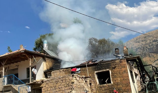 Develi'de müstakil evde çıkan yangını itfaiye söndürdü