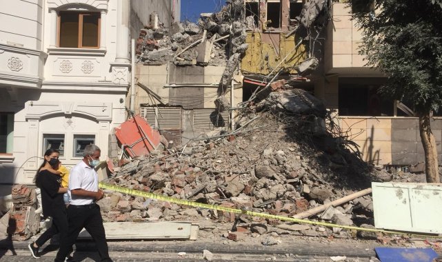 Diyarbakır'da 50 yıllık karakol binası yıkıldı