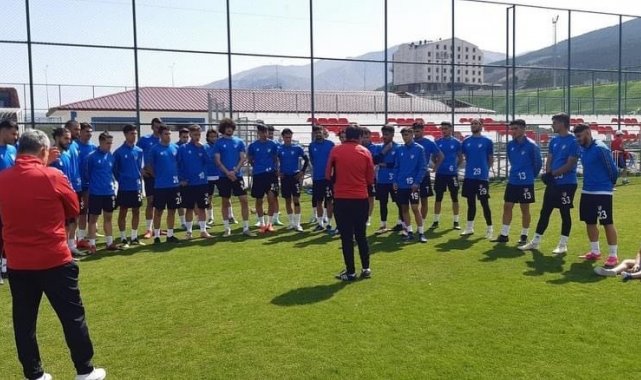 Elazığspor'un Erzurum kampı başladı