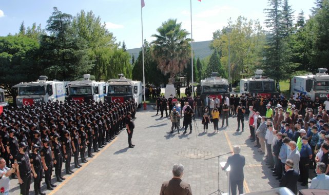 Emniyet'in 'alev savaşçıları'na görkemli uğurlama