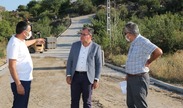Hacılar Belediyesi'nden Erciyes Mahallesi'nde 15 bin metrekare kilitli parke çalışması