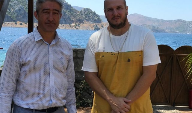 Marmaris Belediye Başkanı Oktay'dan Şahan Gökbakar'a 'geçmiş olsun' ziyareti