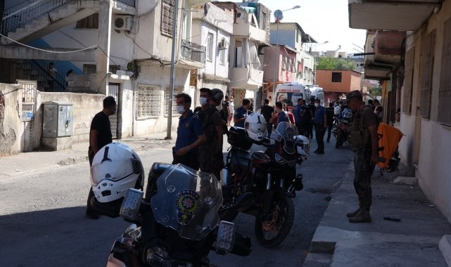 Mersin'de komşular arasında silahlı ve bıçaklı kavga: 3 yaralı
