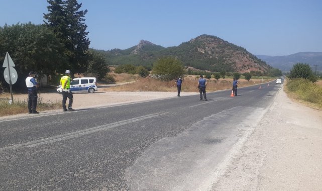 Osmaneli'de polis asayiş ve trafik denetimi yaptı