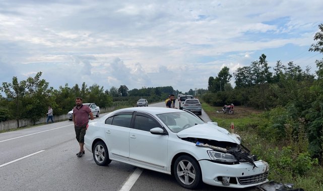 Samsun'da iki otomobil çarpıştı: 4 yaralı