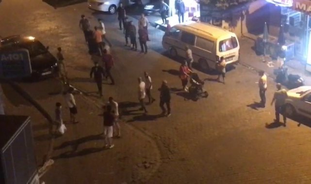 Sokak ortasında bıçaklı tekme tokat 'velayet' kavgası