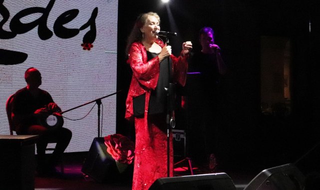 Suzan Kardeş'ten müzik ziyafeti