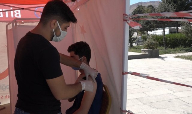 Tatvan'da aşı çalışmaları devam ediyor