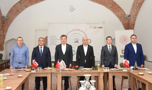 Yenişehir'de tarihî imza
