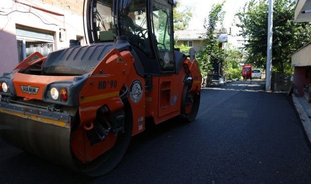 32 Evler'de sekiz sokak daha asfaltlandı