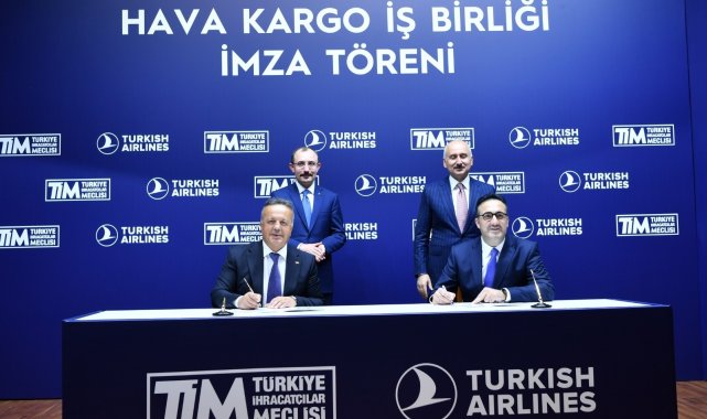 Bakan Karaismailoğlu: "Tek amacımız ihracatta pazara hükmedecek 32 ülkedeki 46 destinasyona yüzde 35 indirimli olarak ulaştırmak"