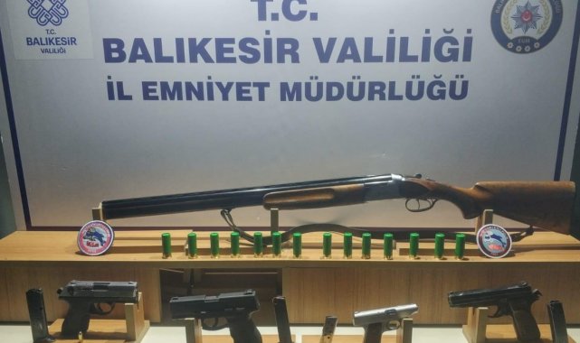 Balıkesir'de 17 şahsa Huzur operasyonu