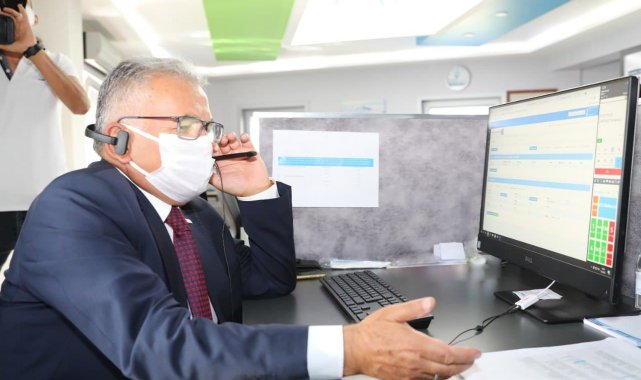 Başkan Büyükkılıç, KASKİ Çağrı Merkezi'nde talepleri dinledi