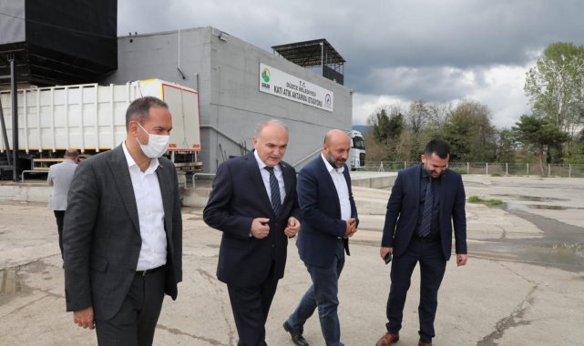 Başkan Özdemir, Düzce'nin katı atık ayrıştırma tesisini inceledi