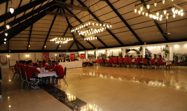 Baydilli'den Karaköprü Belediyespor'a destek