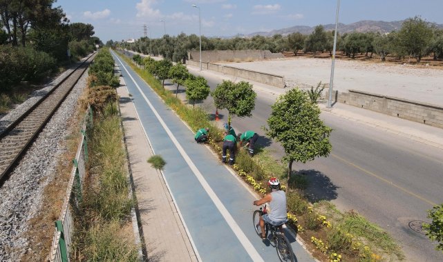 Bisiklet yolu güzelleşiyor