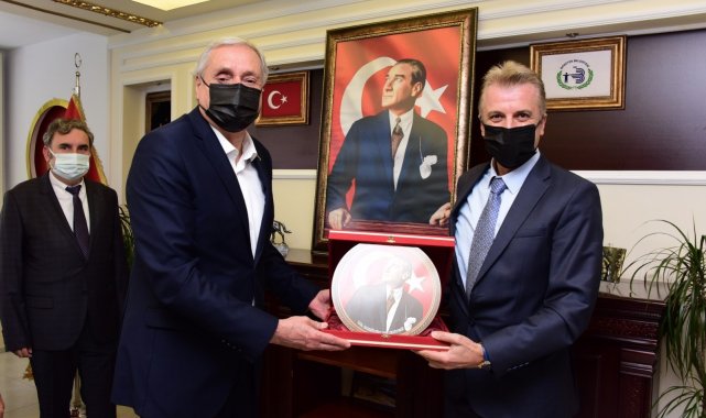 BOZSİAD Başkanı Öztekin'den Başkan Bakkalcıoğlu'na ziyaret