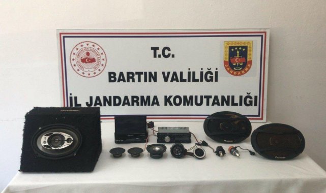 Çalıntı malzemeler internetten satışa çıktı, jandarma malzemelere el koydu