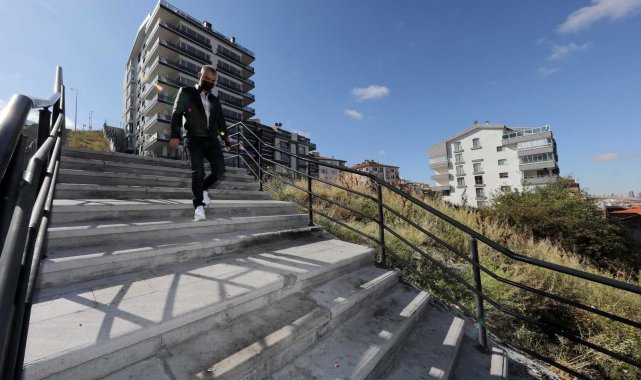 Çankaya'da merdivenli yol yapımına hız verildi