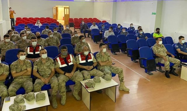 Çayırlı'da "Kadına Yönelik Şiddetle Mücadele" konulu eğitim gerçekleştirildi