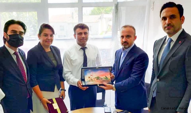 Cumhur ittifakı Ezine’de bir araya geldi