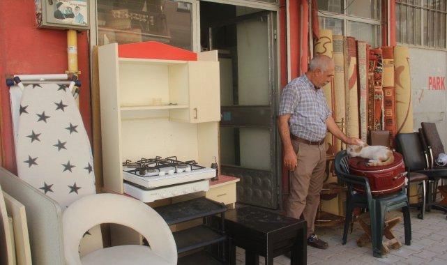 Elazığ'da ikinci el ve spotçular öğrencileri bekliyor