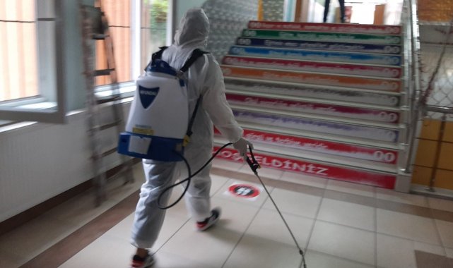 Giresun'da okullar dezenfekte ediliyor