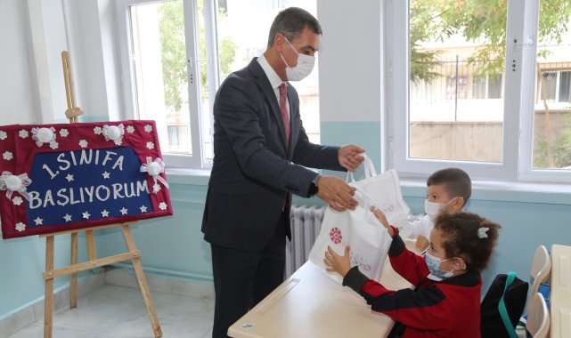 Gölbaşı Belediye Başkanı Şimşek, öğrencileri ziyaret etti