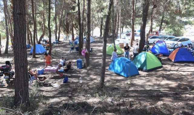 Her yaştan kampçı yeni "bi" kampta buluştu