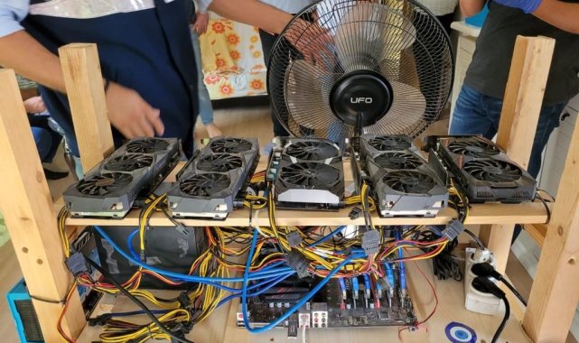 İzmir'de kripto para üretim makinesi operasyonu
