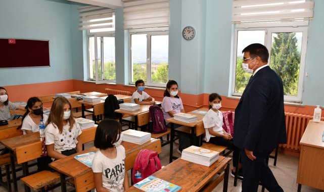 Karabük'te 186 okulda 35 bin 445 öğrenci yüz yüze eğitime başladı