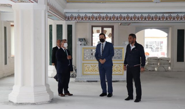Kaymakam Gülderen yapımı devam eden Çayırlı Merkez Camiinde incelemelerde bulundu.