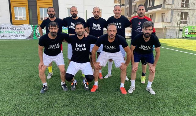 Kurumlar arası futbol turnuvasında Esnaf Sanatkarlar Odası takımı finale yükseldi