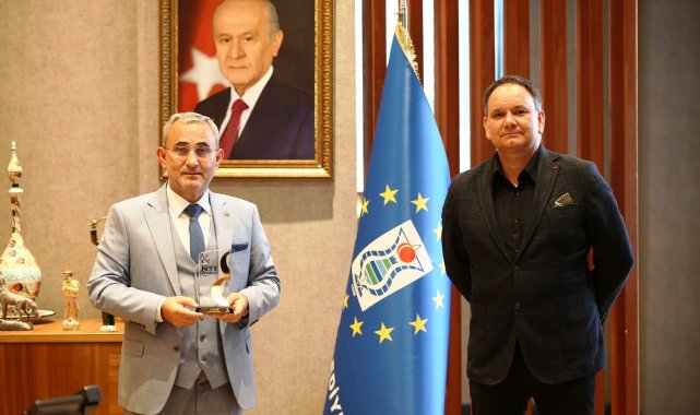 Kütahya Belediyesi'nin "Akıllı Kent Kütahya" projesine ödül