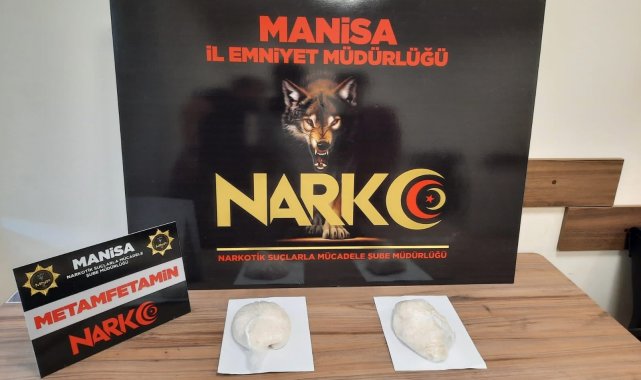 Manisa'da durdurulan araçta 821 gram metamfetamin ele geçirildi