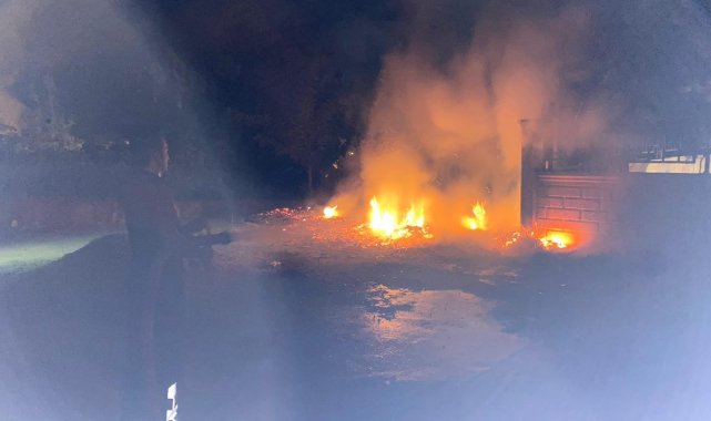Mardin'de gece saatlerinde 2 noktada çıkan yangın korkuttu