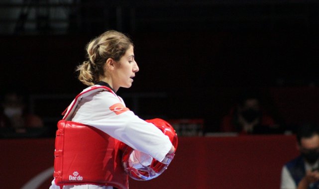 Meryem Betül Çavdar'dan gümüş madalya
