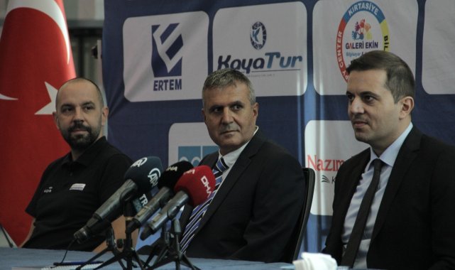 Nesibe Aydın Basketbol Takımı Euro Cup öncesi minik taraftarlarla buluştu