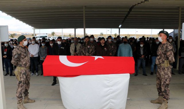 Özel harekat polisi memleketinde son yolculuğuna uğurlandı