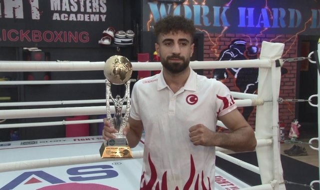 Şampiyon kick boksçu, İtalya'da ikinci kez kupa kaldırmak için hazırlanıyor