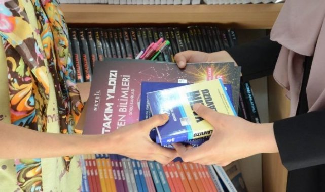 Suluova Belediyesi'nden okullara kırtasiye yardımı